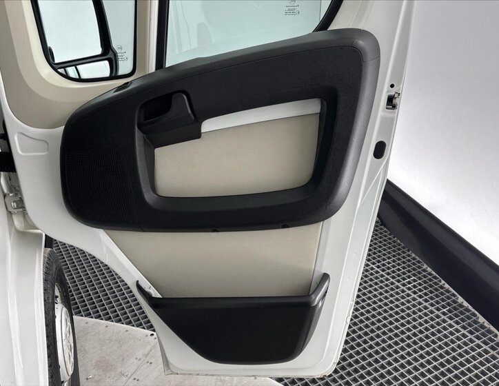 Peugeot Boxer Skříň 2,2 l 96 kw