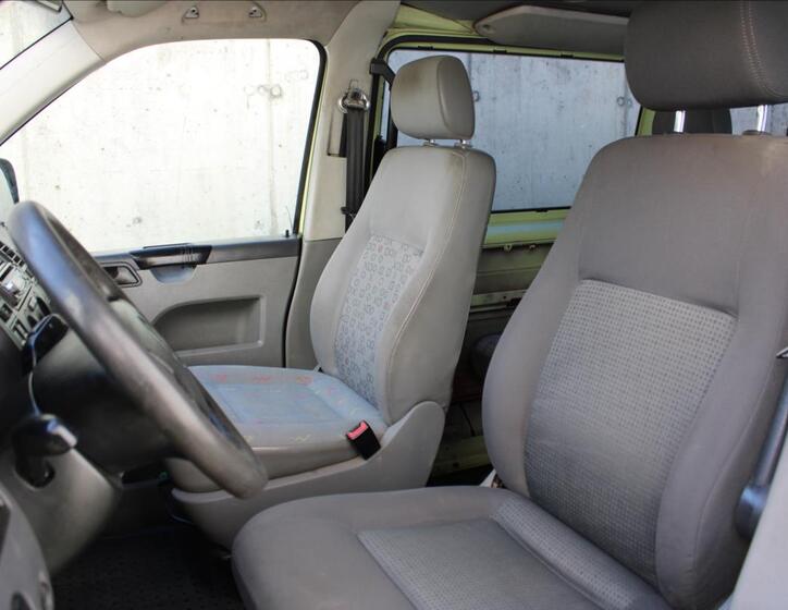 Volkswagen Transporter 13