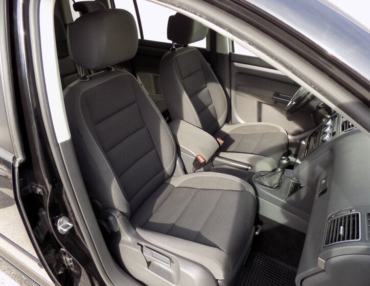 Volkswagen Touran 16