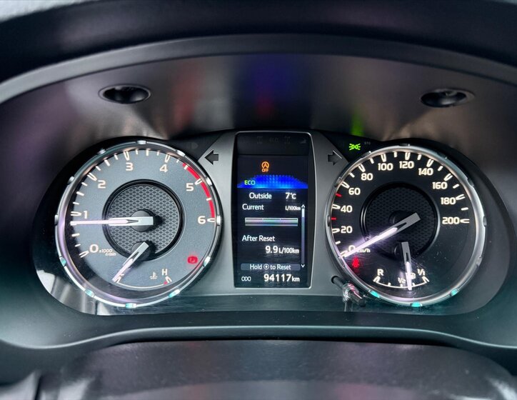 Toyota Hilux Pick-up 2,4 l 110 kw