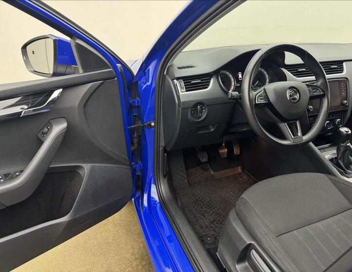 Škoda Octavia Kombi 2,0 l 110 kw