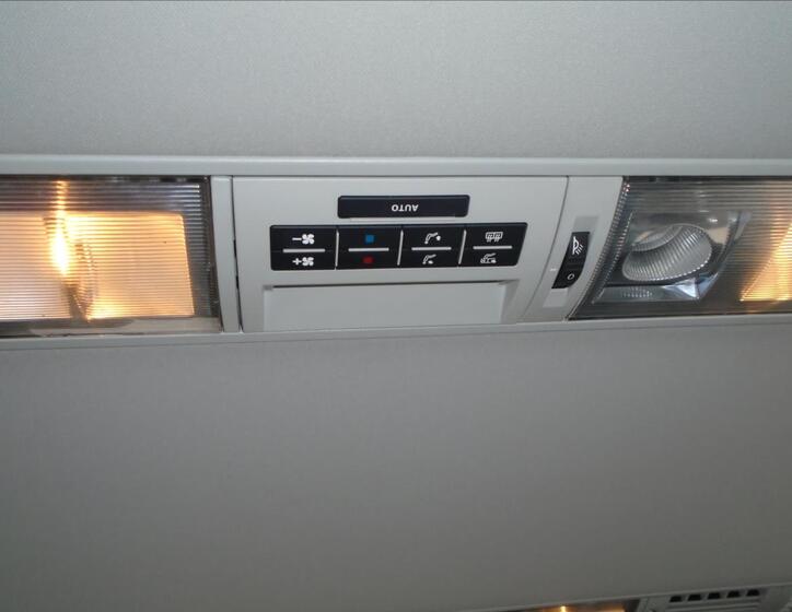 Volkswagen Multivan 19