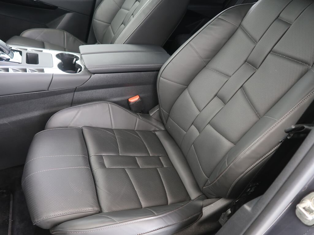 DS Automobiles DS7 Crossback SUV / Terénní 1,5 l 96 kw