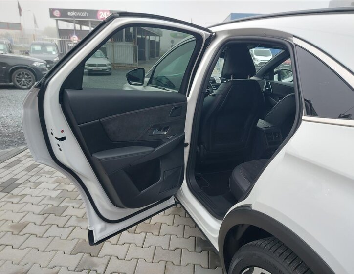 DS Automobiles DS7 Crossback SUV / Terénní 1,6 l 133 kw