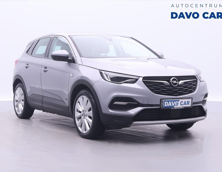 Opel Grandland X SUV 1,6 l 147 kw