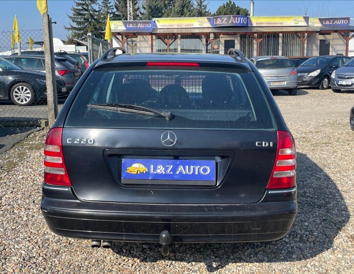 Mercedes-Benz Třídy C Kombi 2,1 l 110 kw