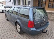 Volkswagen Golf 9