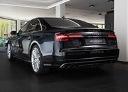 Audi S8 Sedan / Limuzína 4,0 l 382 kw