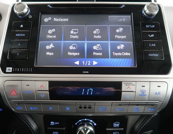 Toyota Land Cruiser 21