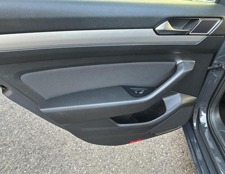 Volkswagen Passat 34