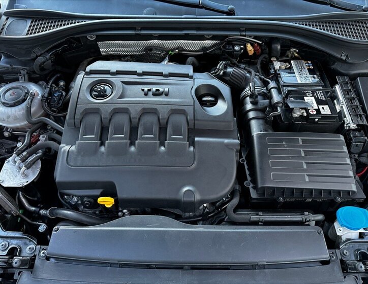 Škoda Superb Kombi 2,0 l 110 kw