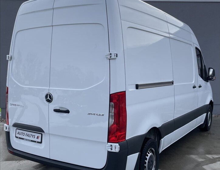 Mercedes-Benz Sprinter Skříň 2,1 l 105 kw