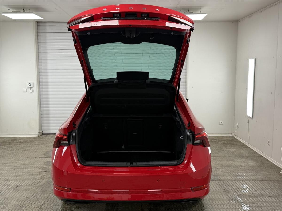 Škoda Octavia Sedan / Limuzína 1,5 l 110 kw