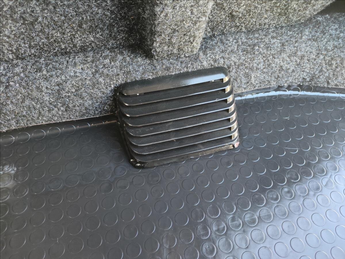 Volkswagen Transporter Kombi 2,5 l 75 kw