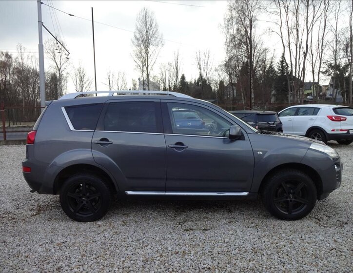 Peugeot 4007 Kombi 2,2 l 115 kw