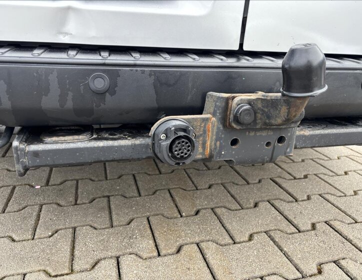 Ford Transit Custom 11