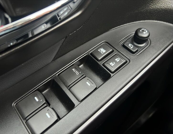 Suzuki S-Cross SUV 1,5 l 75 kw