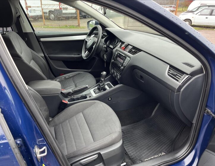 Škoda Octavia Kombi 2,0 l 110 kw