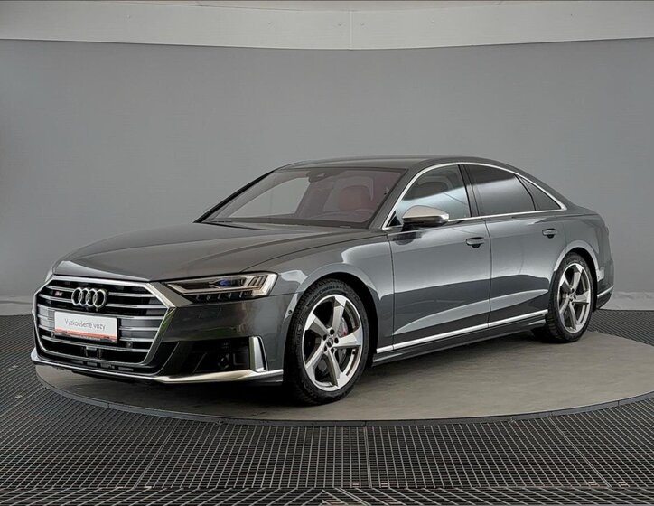 Audi S8 Sedan / Limuzína 4,0 l 420 kw