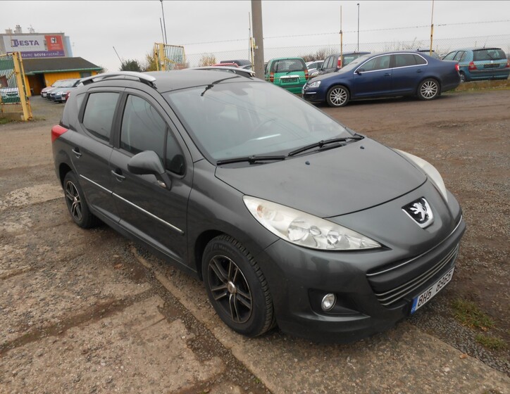 Peugeot 207 5
