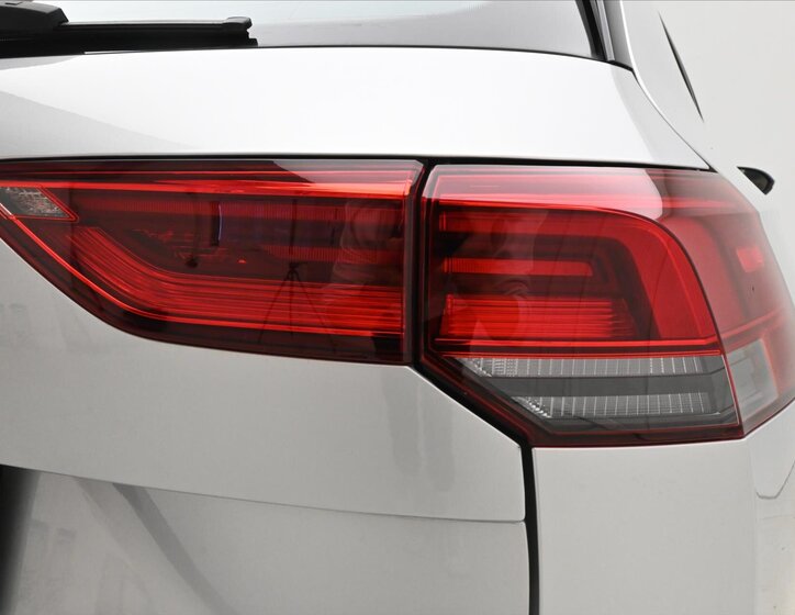 Volkswagen Golf Kombi 2,0 l 110 kw