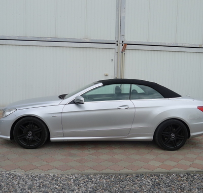 Mercedes-Benz Třídy E 12