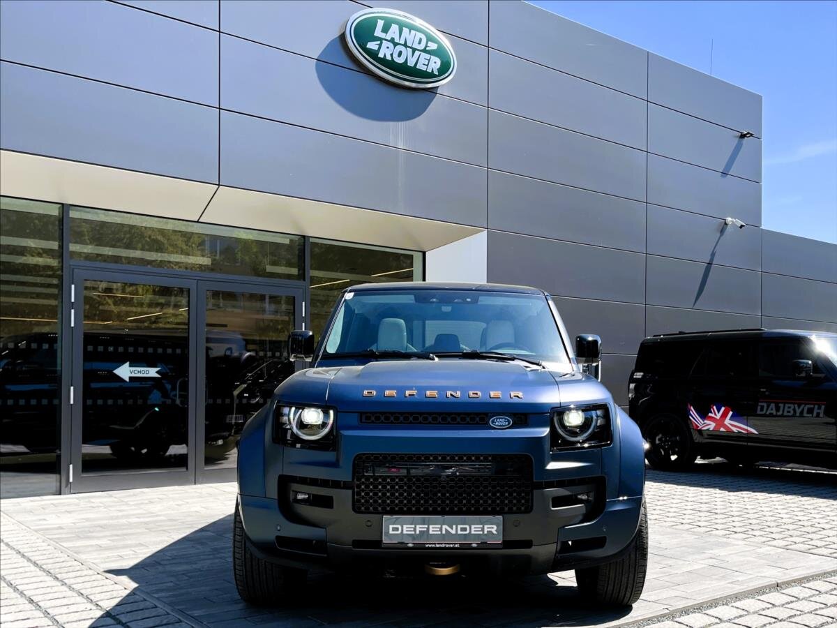 Land Rover Defender SUV / Terénní 4,4 l 467 kw