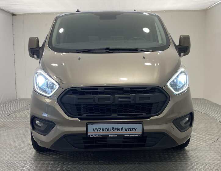 Ford Transit Custom 4