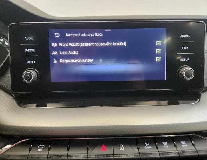 Škoda Octavia Sedan / Limuzína 1,5 l 110 kw