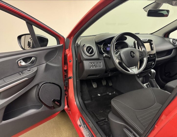 Renault Clio Kombi 1,1 l 54 kw