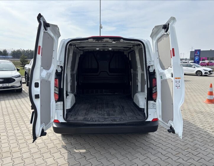 Ford Transit Custom Skříň 2,0 l 100 kw