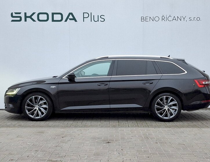 Škoda Superb 3