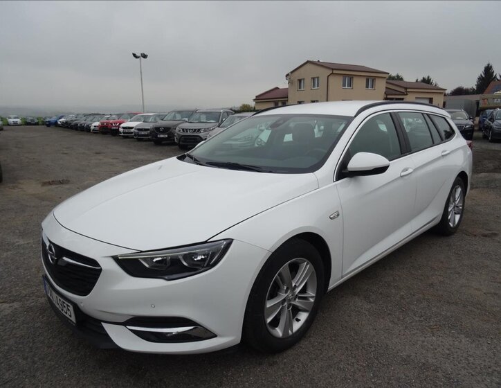 Opel Insignia Kombi 2,0 l 125 kw