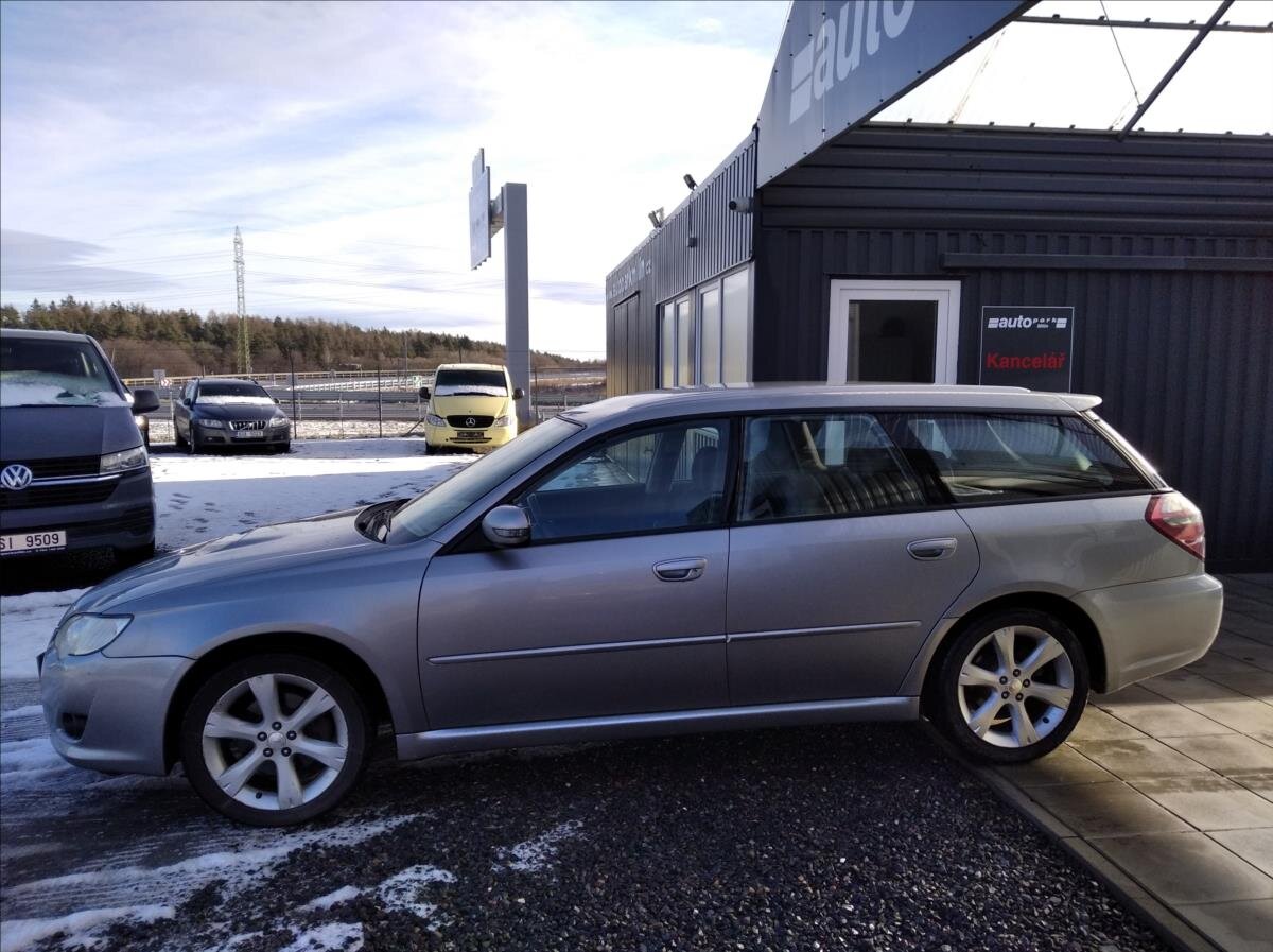Subaru Legacy Kombi 2,0 l 110 kw