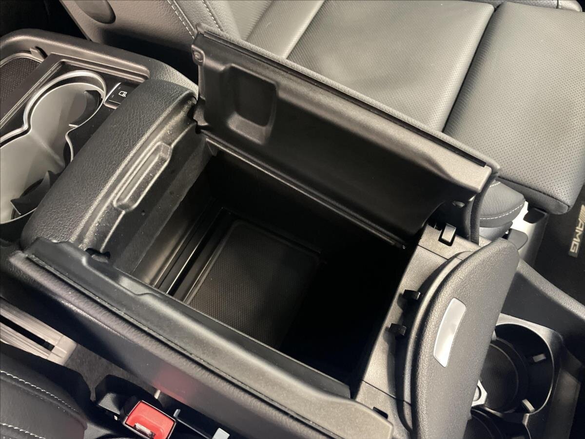 Mercedes-Benz Třídy V MPV 2,0 l 174 kw