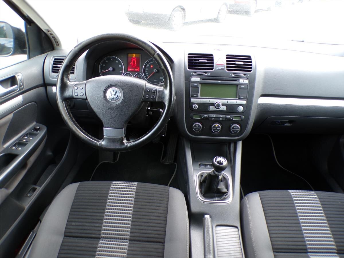 Volkswagen Jetta Sedan 1,4 l 90 kw