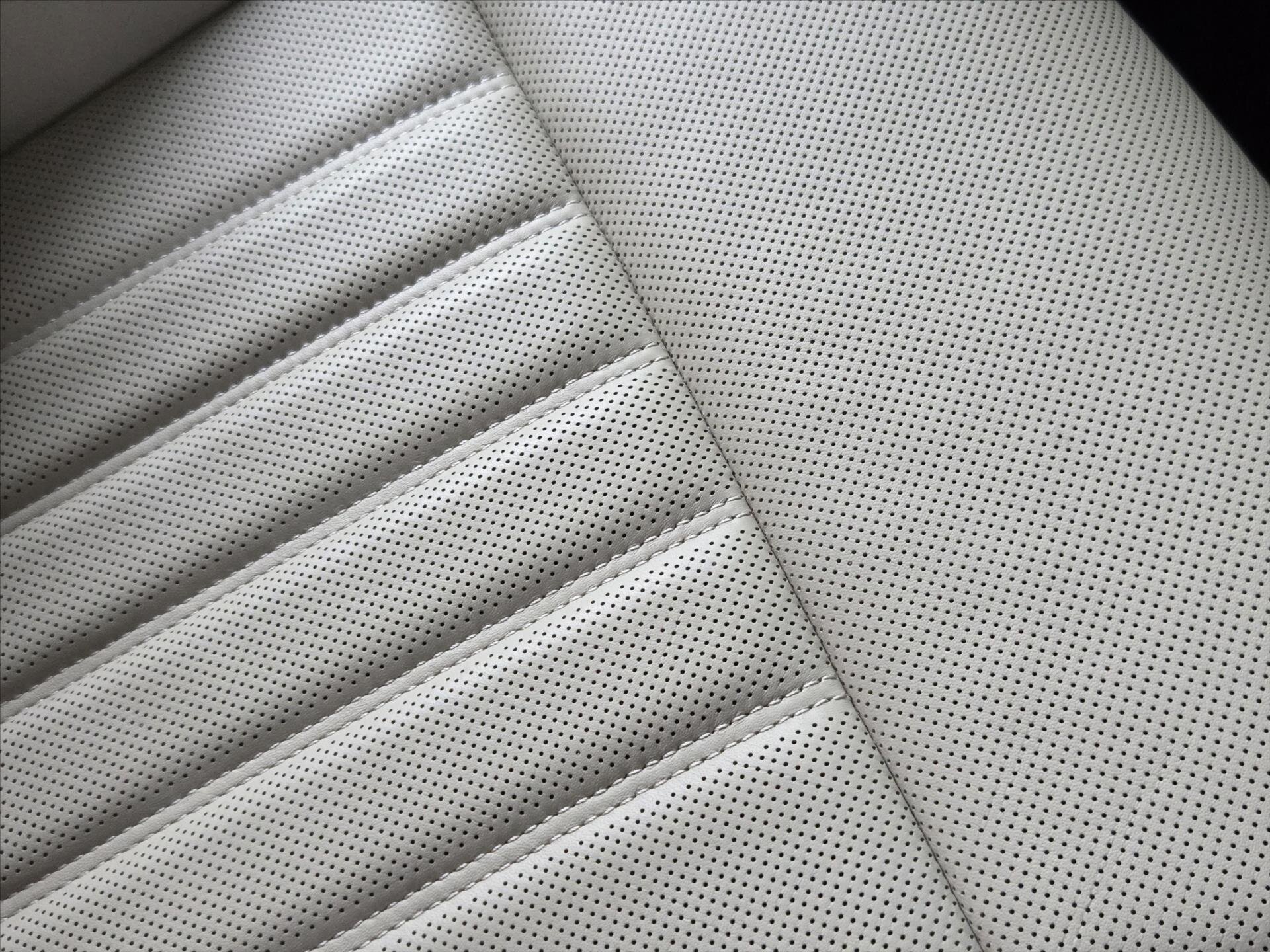 Škoda Superb Kombi 2,0 l 147 kw