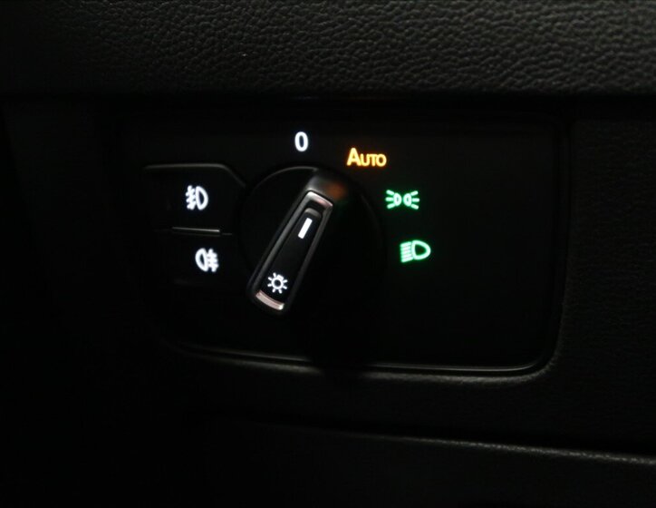 Volkswagen Passat Kombi 2,0 l 147 kw