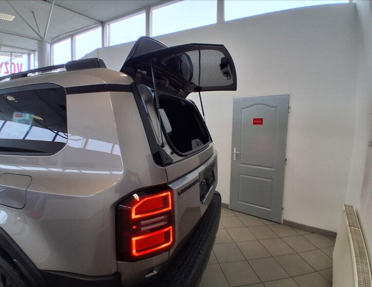 Toyota Land Cruiser SUV 2,8 l 151 kw