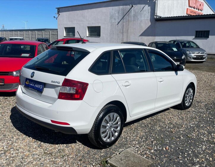 Škoda Rapid Hatchback 1,4 l 66 kw