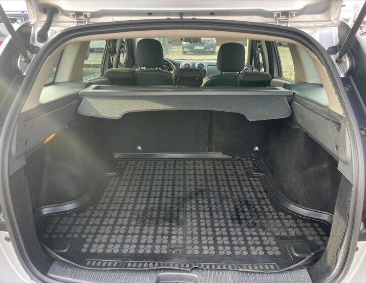 Dacia Logan Kombi 898,0 66 kw