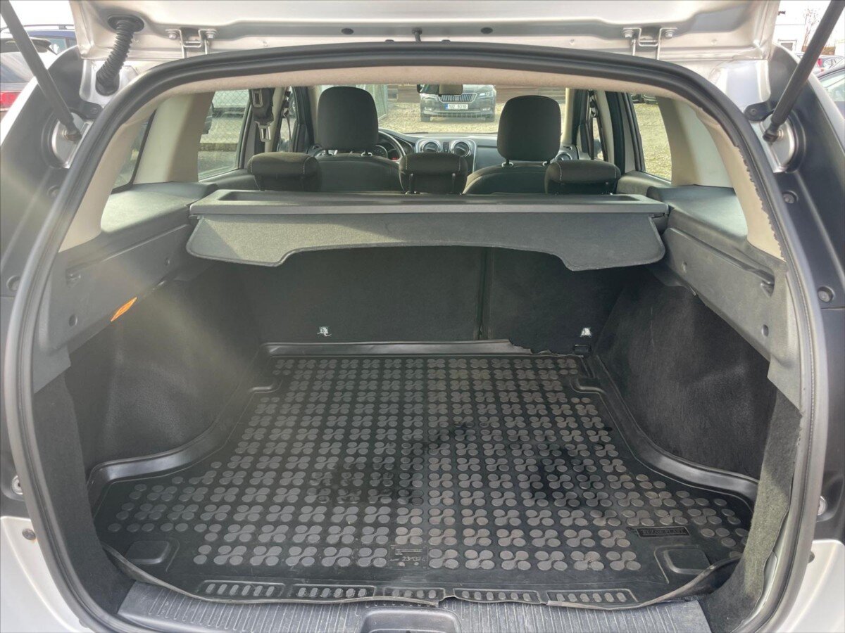 Dacia Logan Kombi 898,0 66 kw