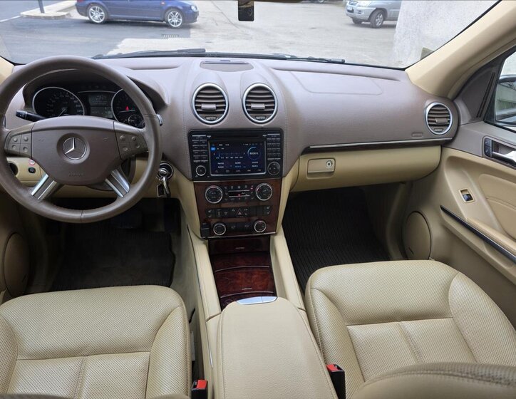 Mercedes-Benz GL SUV / Terénní 3,0 l 165 kw
