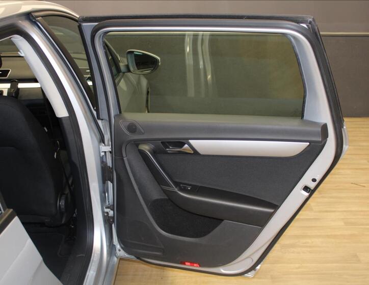 Volkswagen Passat 19