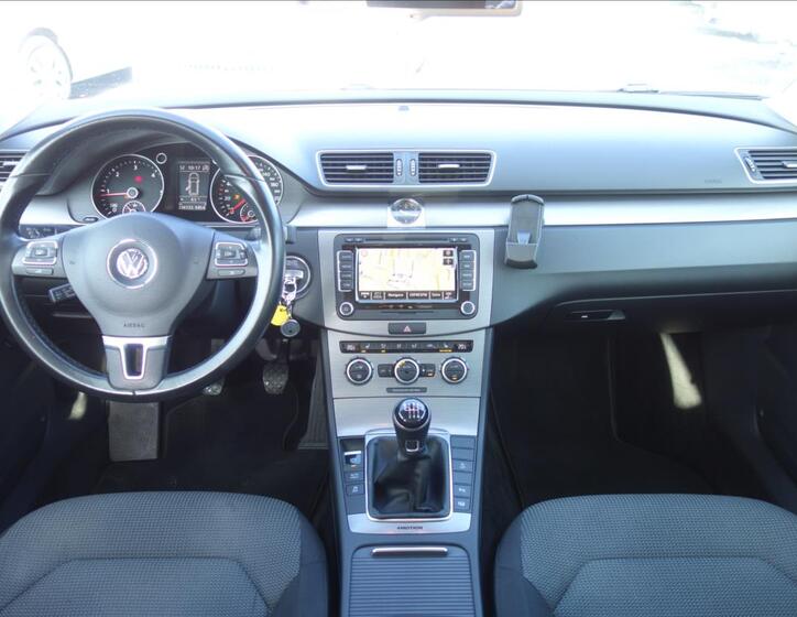 Volkswagen Passat 15