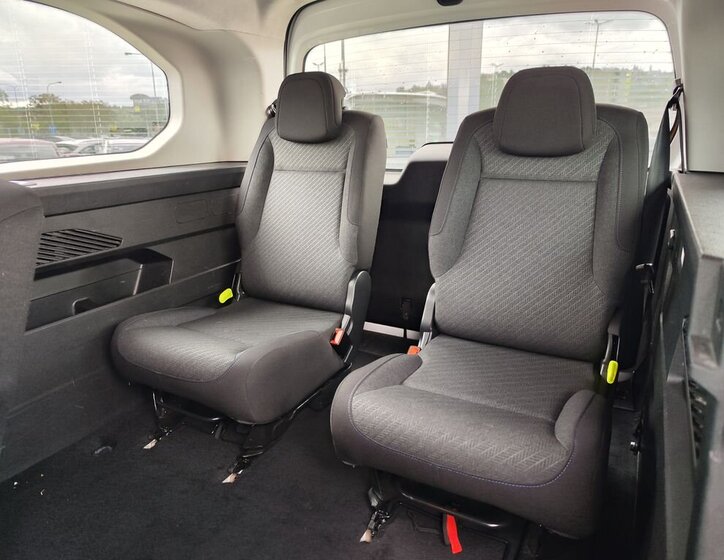 Peugeot Rifter MPV 1,5 l 75 kw