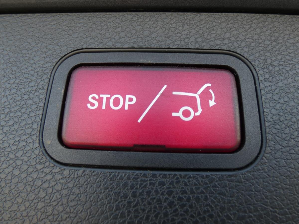 Mercedes-Benz Třídy E Kombi 2,0 l 143 kw