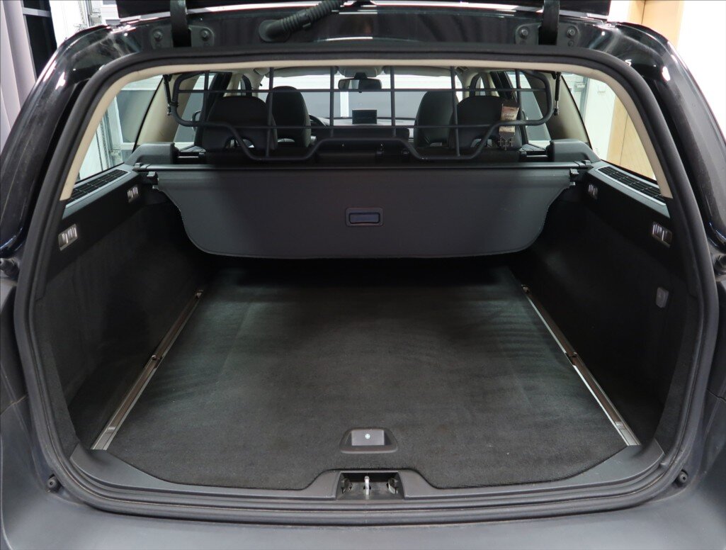 Volvo XC70 Kombi 2,4 l 136 kw