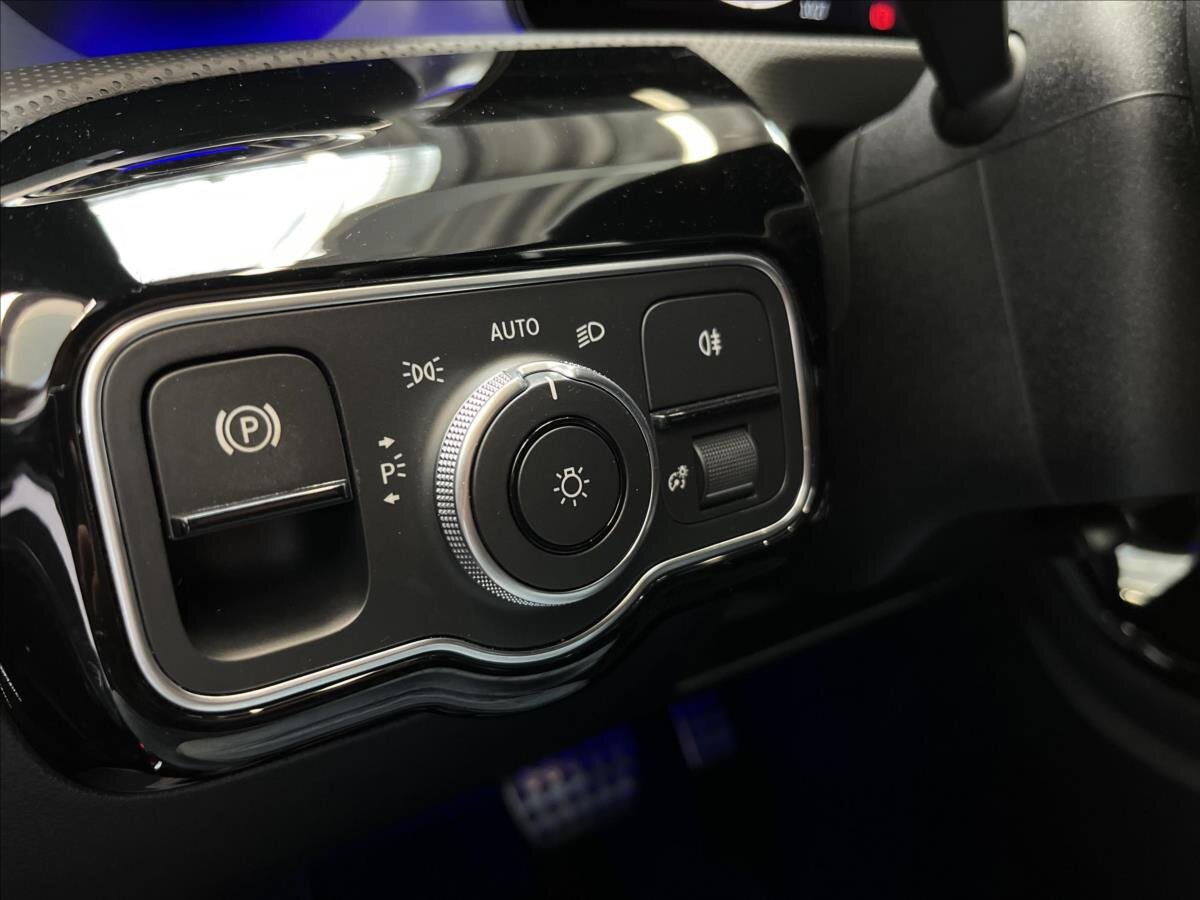 Mercedes-Benz CLA Kombi 2,0 l 110 kw