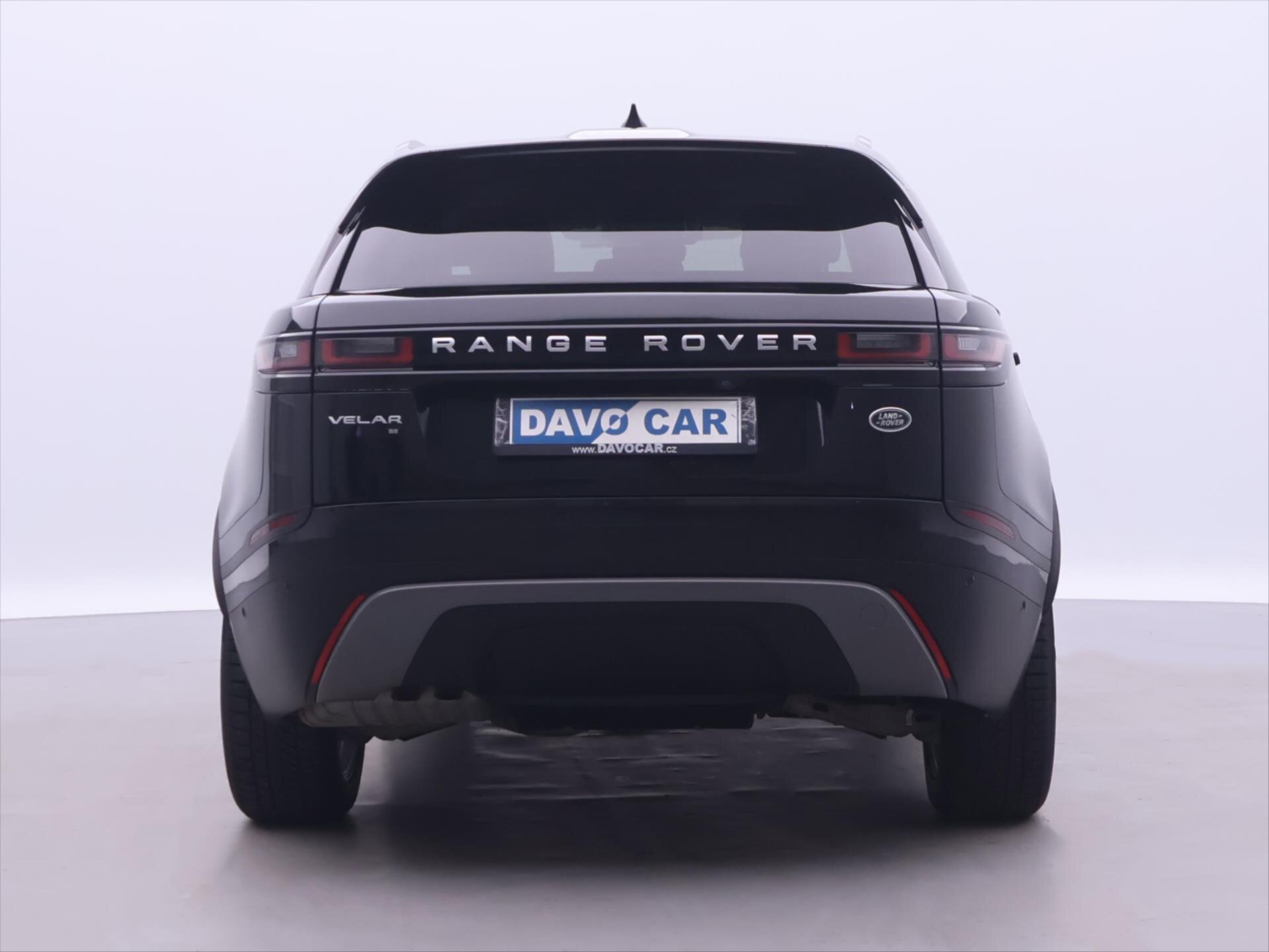 Land Rover Range Rover Velar SUV / Terénní 2,0 l 150 kw